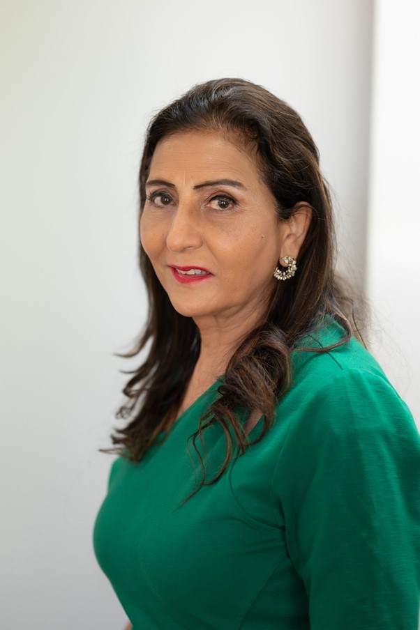 Dr Anita Sharma